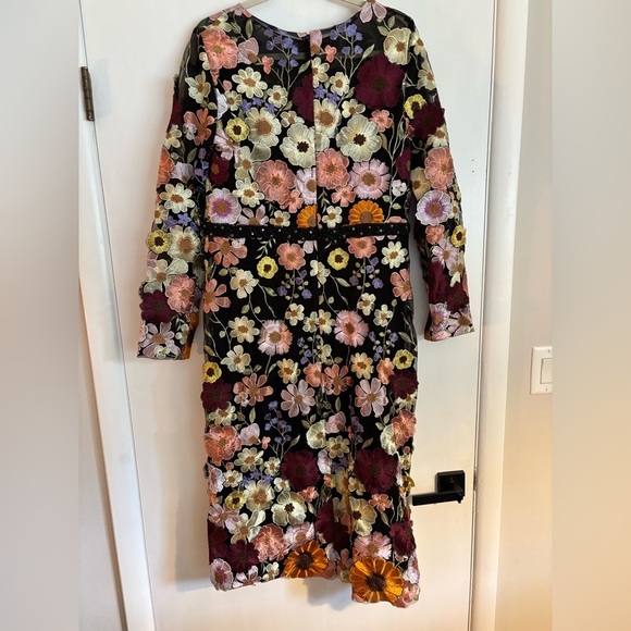 *NEW* Gorgeous, Mac Duggal high neck floral midi dress. Never Worn!! - Picture 6 of 11